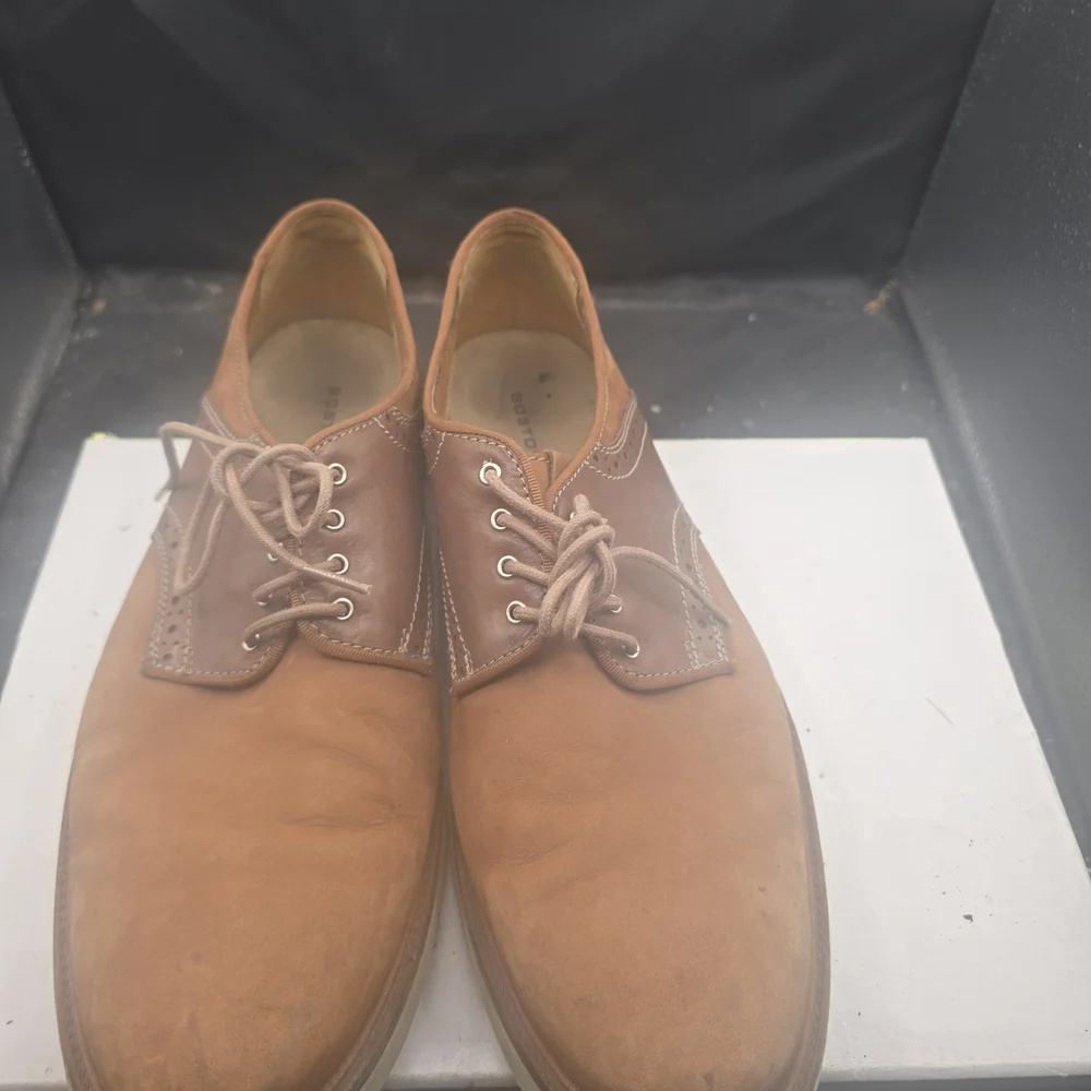 Bostonian Tan and‎ Brown Leather Oxfords